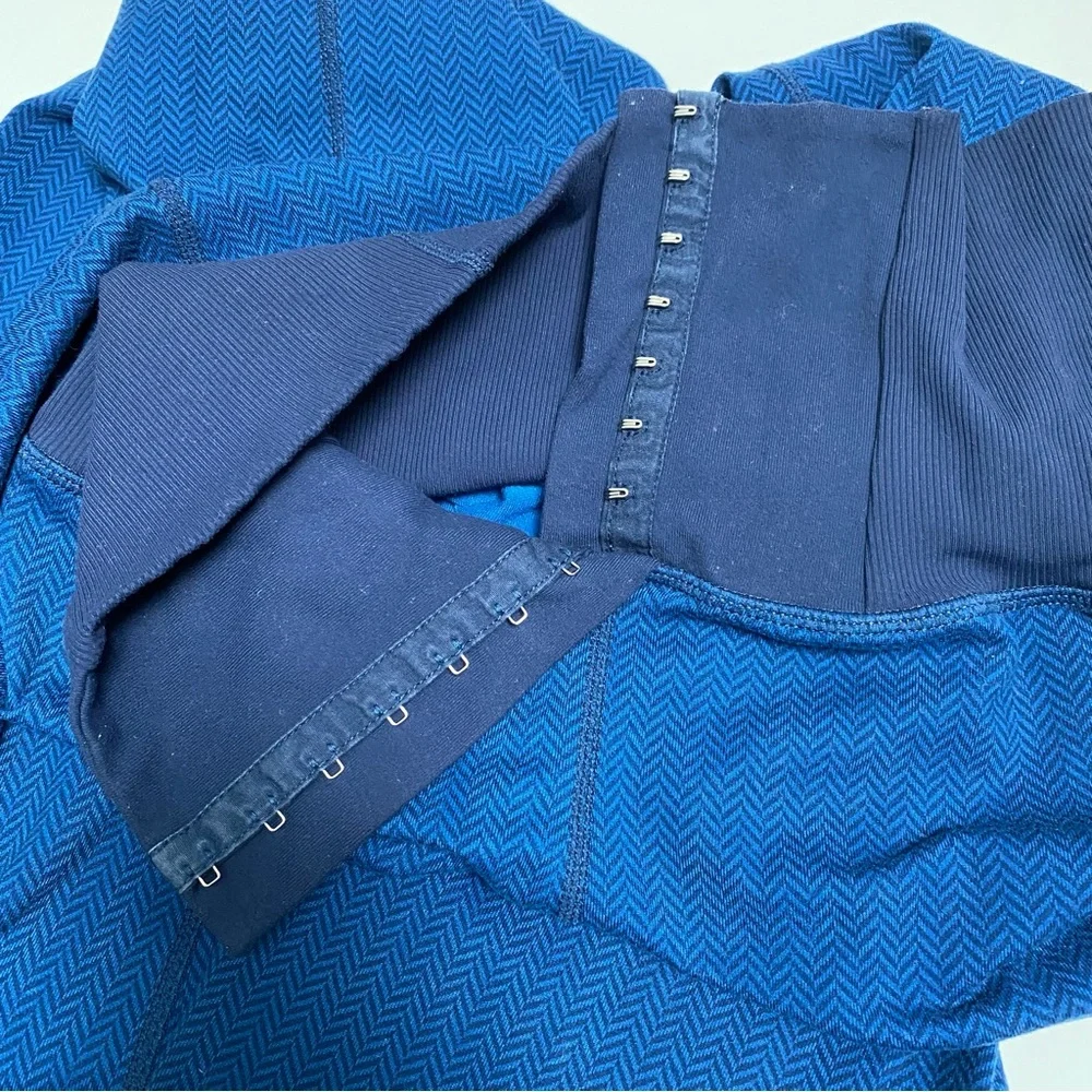 Lululemon Hook my Eye Groove (Flare) Pants - Picture 8 of 13